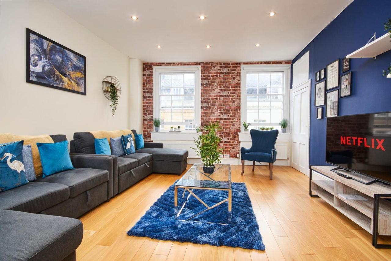The Stunning Duplex Gem In The Heart Of Bath Lägenhet Exteriör bild